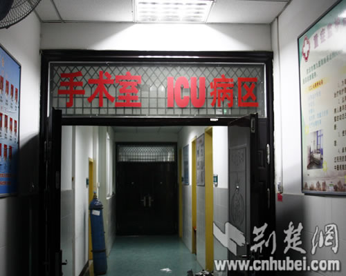 武汉科技大学图书馆一管理员砍杀学生致1人死